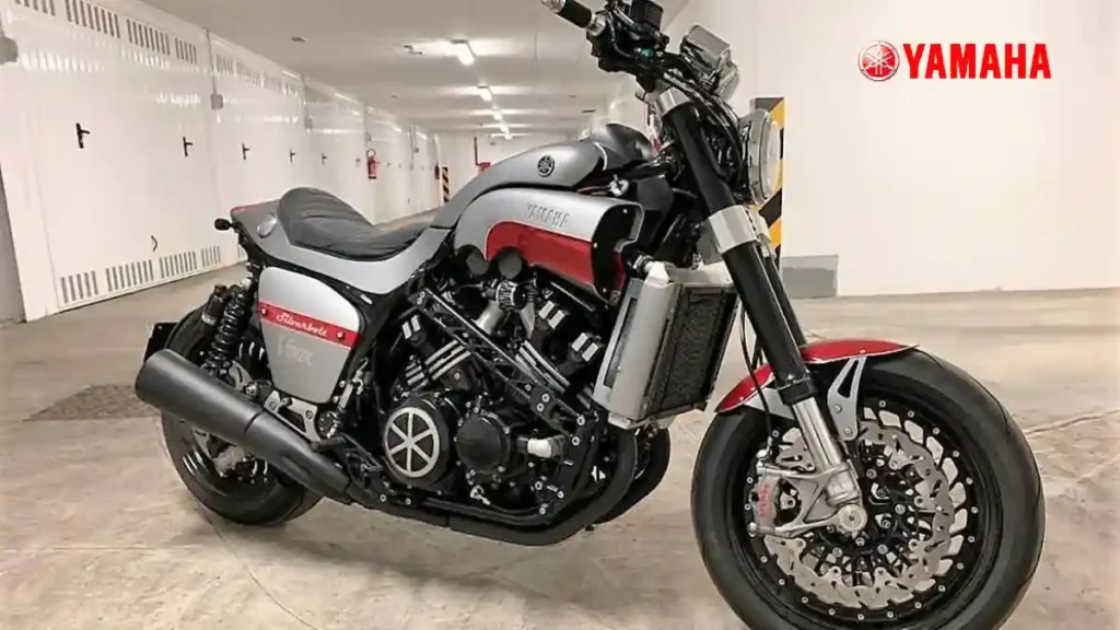 Yamaha VMAX 2020
